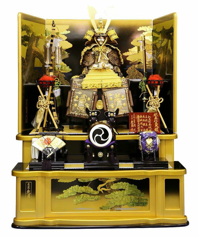 五月人形 久月 鎧段飾り 鎧飾り 利光監製 彫金仁王大鎧 正絹緋縅 12号